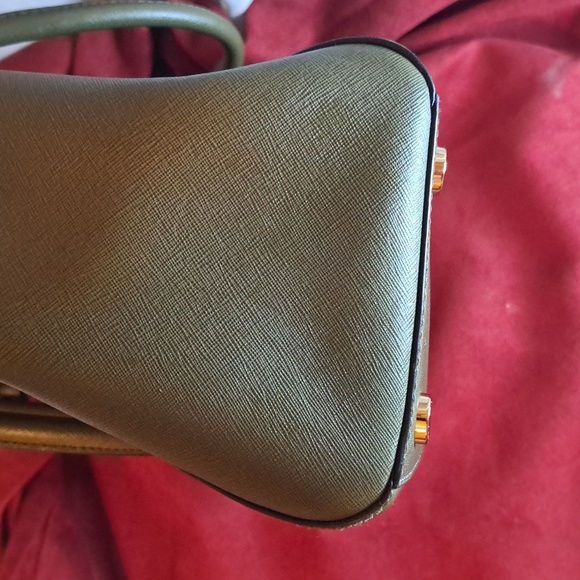 🥰Michael Kors Ciara Olive Green Leather Satchel or Crossbody GUC - Picture 10 of 12